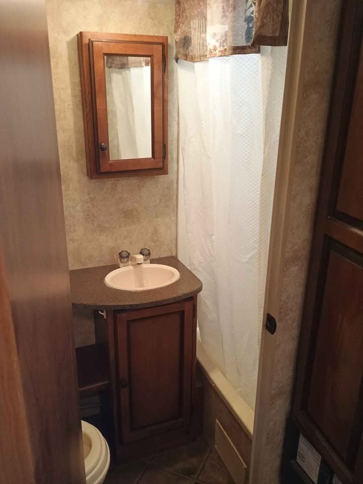 2019 Keystone Passport Grand Touring for rent at Village Lane RV Park, photo 6